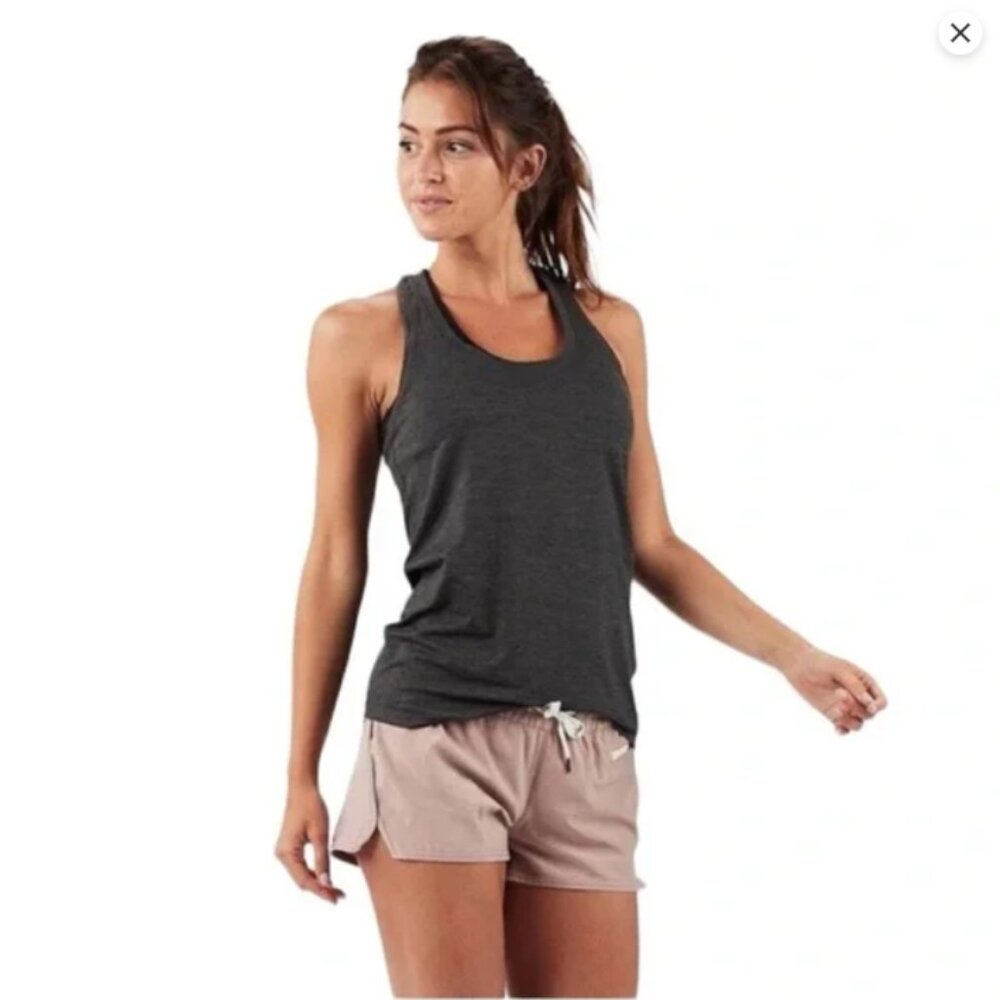 Vuori Lux Performance Racerback Tank in Dark Heather Gray, Size M